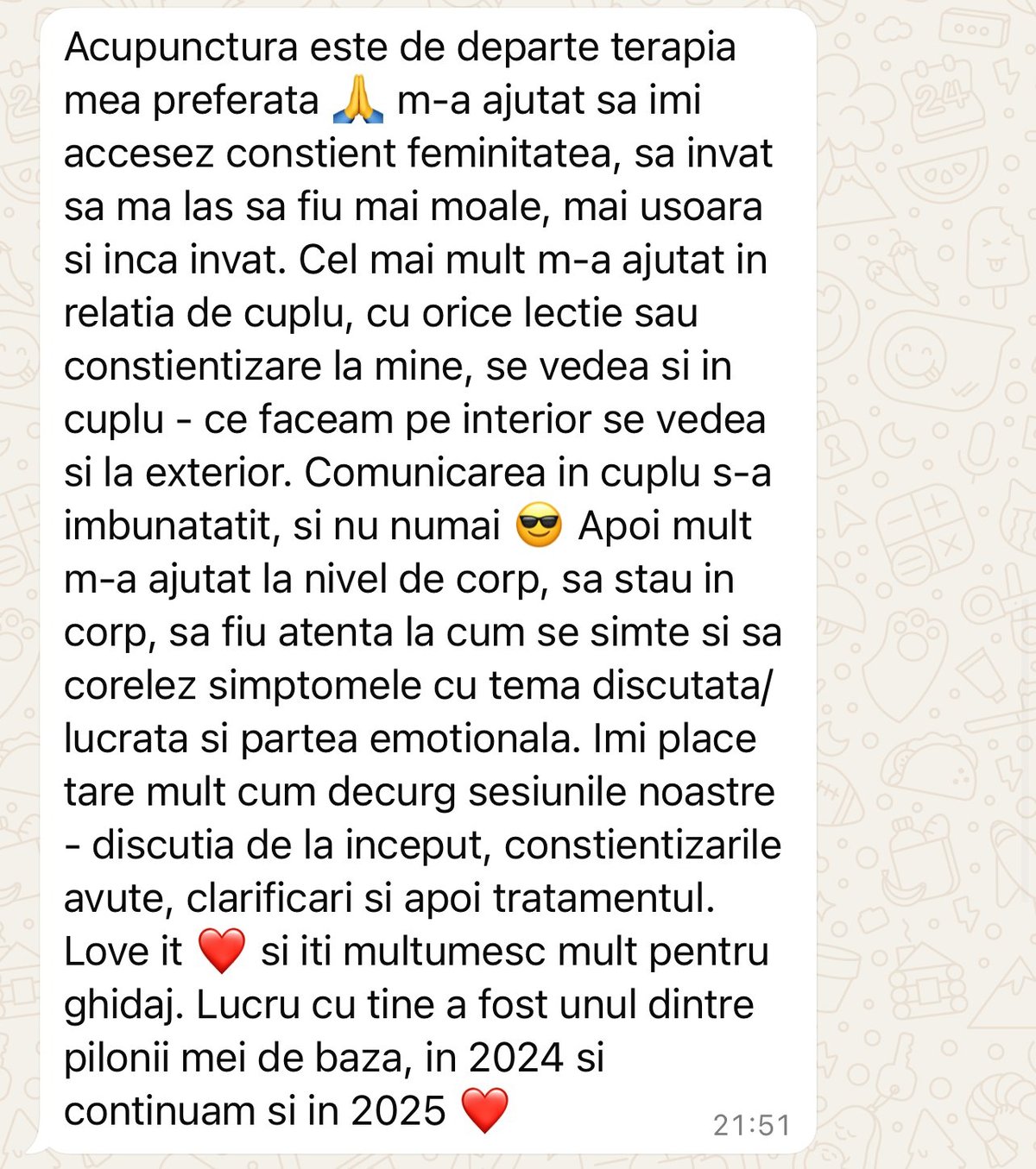 Romanian text message about acupuncture therapy discussing treatment benefits and personal recommendations with timestamps